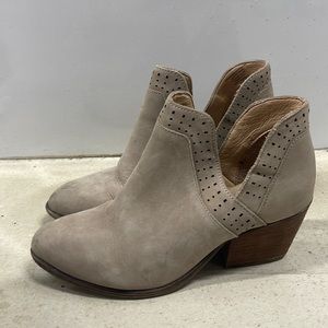 Steve Madden Anastasia Booties